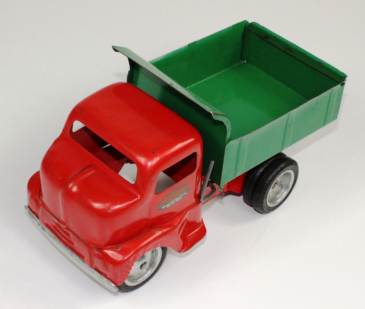 VINTAGE TONKA RED & GREEN PRESSED STEEL DUMP TRUCK