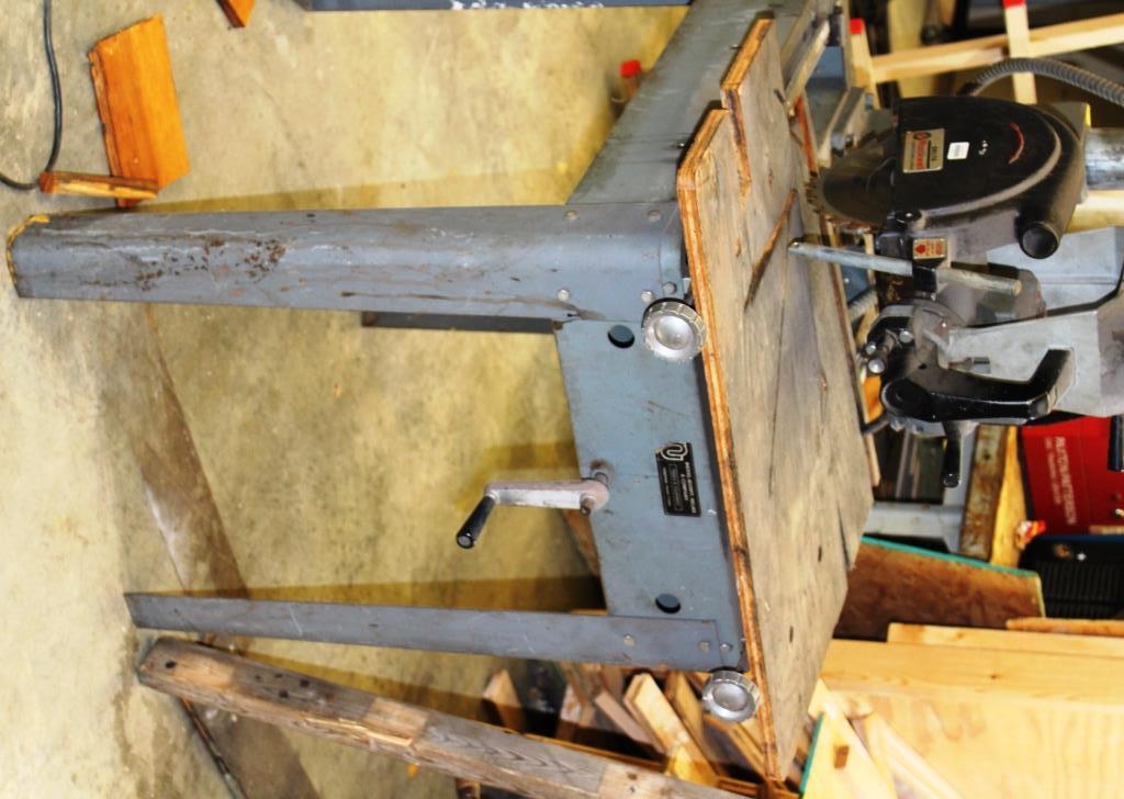 DELTA  ROCKWELL 10" RADIAL ARM SAW