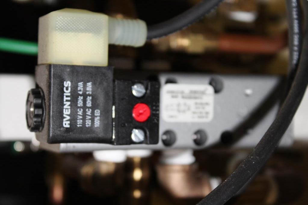 CHEMETRON MEDICAL AIR COMPRESSOR SYSTEM