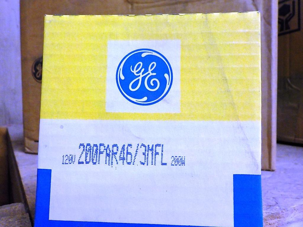 LOT OF 56 NEW GE SEALED BEAM LAMPS