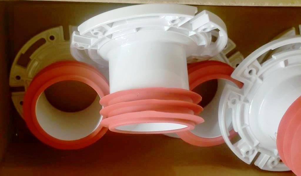 12 NEW SIOUX CHIEF TOILET FLANGES