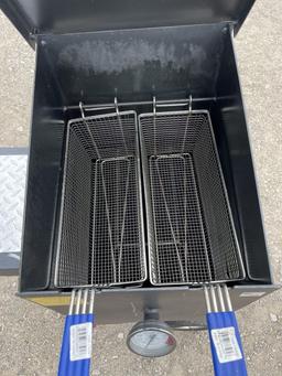 Cajun Fryer Like New