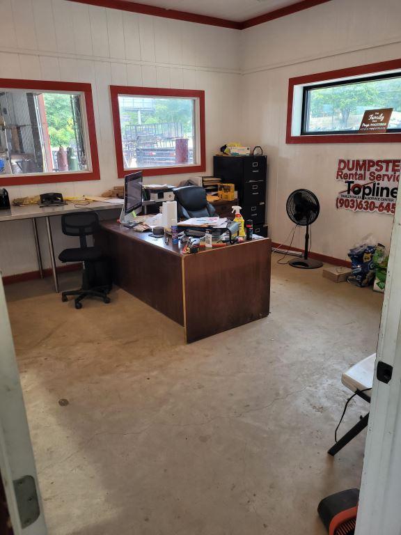 Property at 603 Whiteside Rd, Tyler, TX 75702