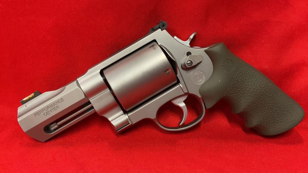 New S&W 460 Mag XFrame Performance Center 3 1/2"