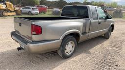 *2002 GMC Sonoma Extended Cab GAS