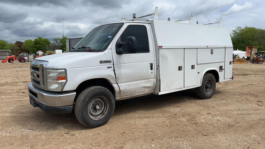 *2012 Ford E350 Super Duty Service Van GAS