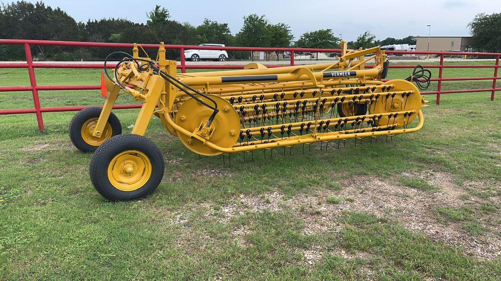 Vermeer R23 Hay Rake