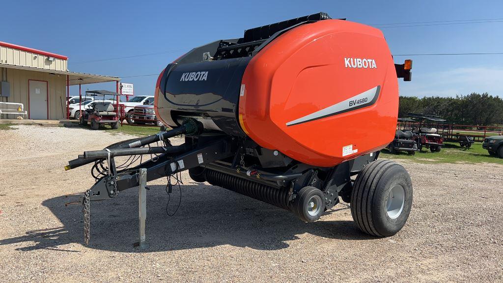 Kubota BV4580 Baler