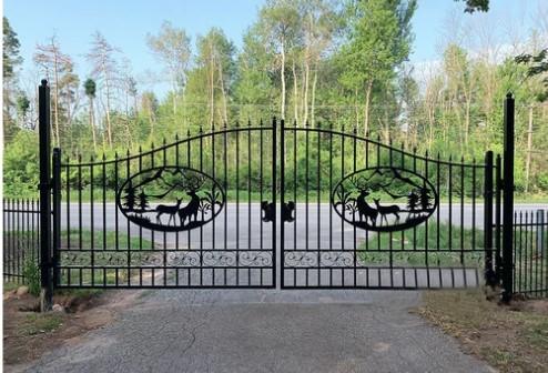 NEW Great Bear 14' Bi-Parting Gate w/Deer