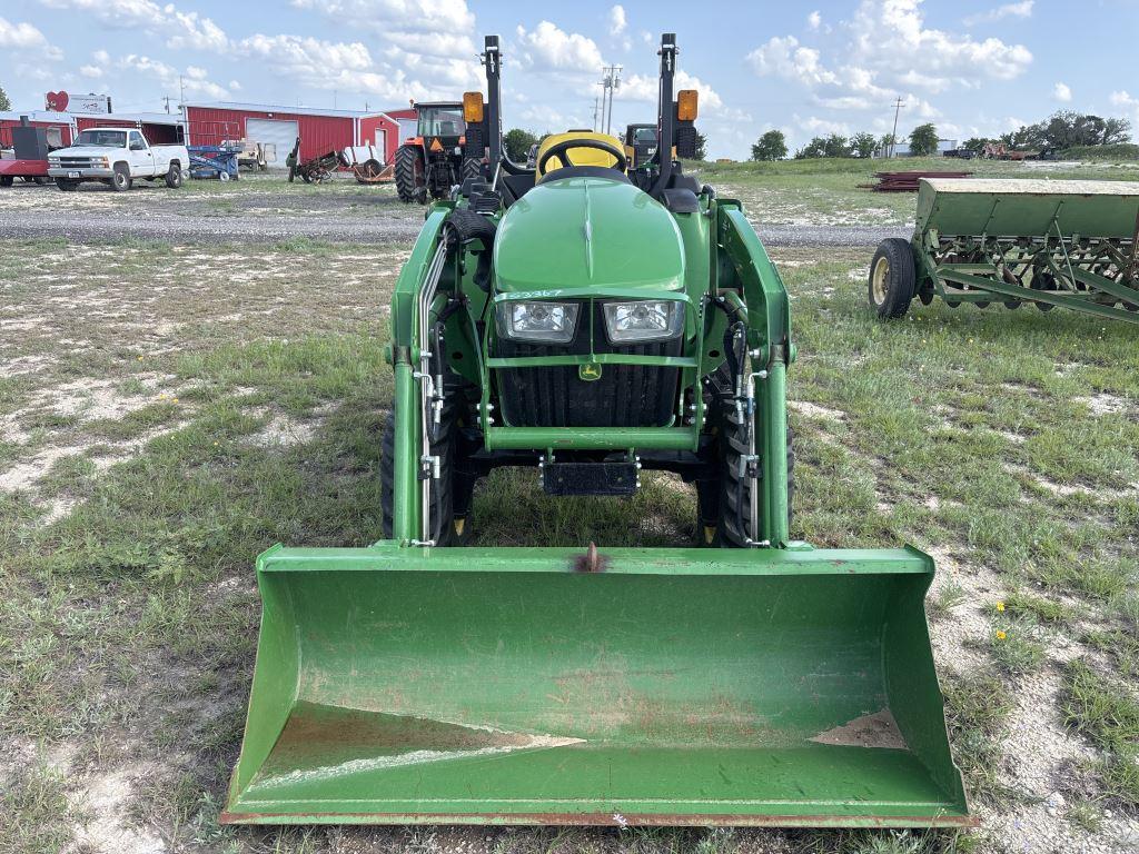John Deere 3038E HST w/300E Loader/Bucket