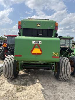 John Deere 469 MegaWidePlus Round Baler