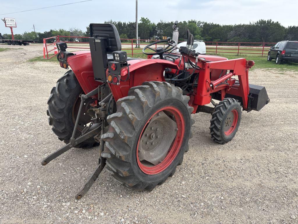 Massey Ferguson 210-4 4WD w/MF1016 Loader