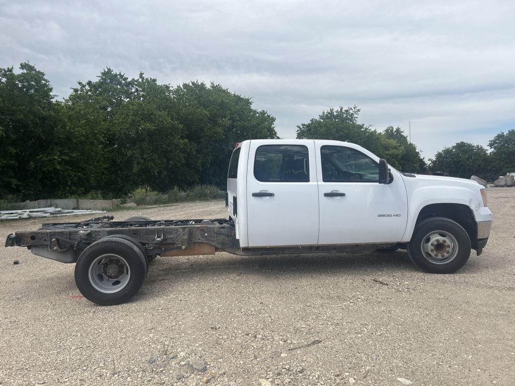 *2012 GMC 3500 Cab/Chassis