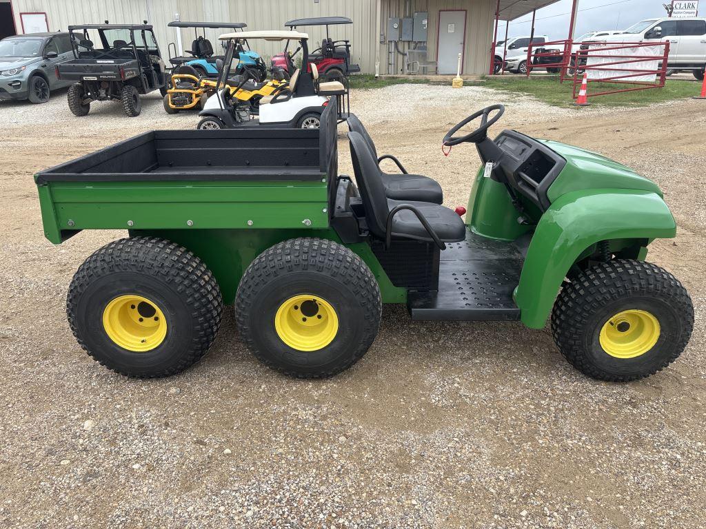 John Deere Gator TH 6x4