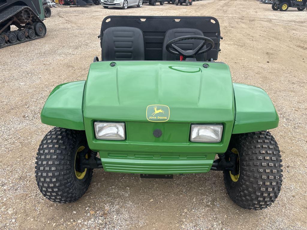 John Deere Gator TH 6x4