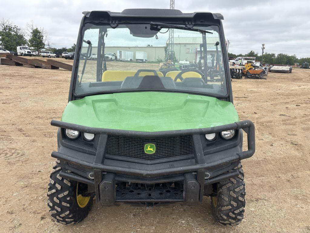 John Deere Gator XUV835M 4x4
