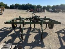 John Deere E1600 3pt 9 Shank Chisel