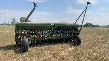 John Deere 515 Grain Drill w/small seed box 3pt