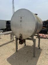 500gal Tank on Stand