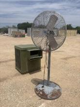 Lot of 2 Fans