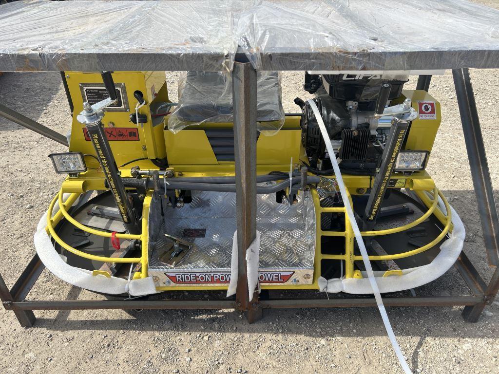 NEW FUTURE Ride-On Concrete Trowel