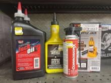 Lot of NEW Hydraulic Oil and Bottle Jack