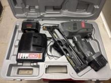 Senco Cordless Finish 41 Nailer w/Case and Battery