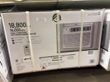 NEW Homepoint Cool/Heat Window Unit 18K/16K BTU