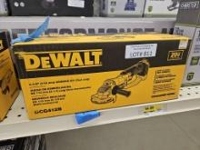 NEW Dewalt Grinder Kit