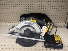 NEW Dewalt 20V MAX Cordless 6-1/2 in. Circular Saw