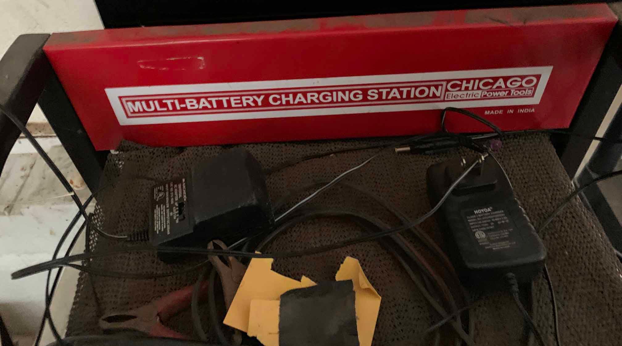 Chicago Multi-Battery Charging Station