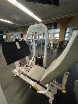 Nautilus Nitro Xpress Zone leg press