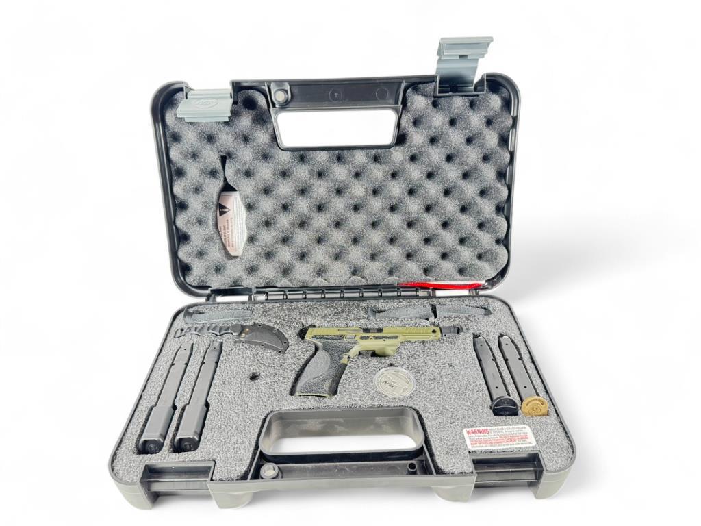 Smith & Wesson M&P 9 M2.0 Semi-Auto Pistol Bundle