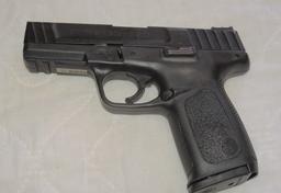 Smith and Wesson Model SD9  9mm Pistol