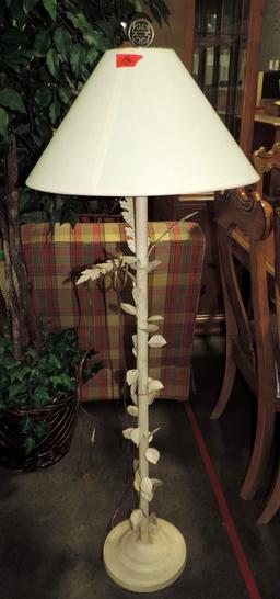 Metal Leaf Design Floor Lamp