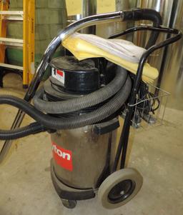 Dayton Wet-Dry Vacuum