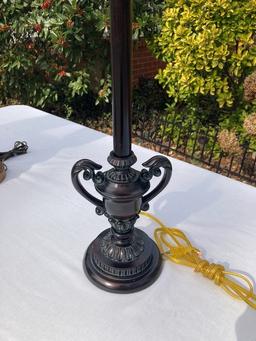 Lot of two lamps