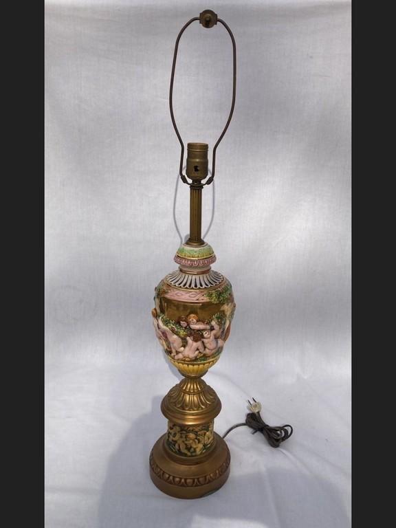 Lot of two lamps