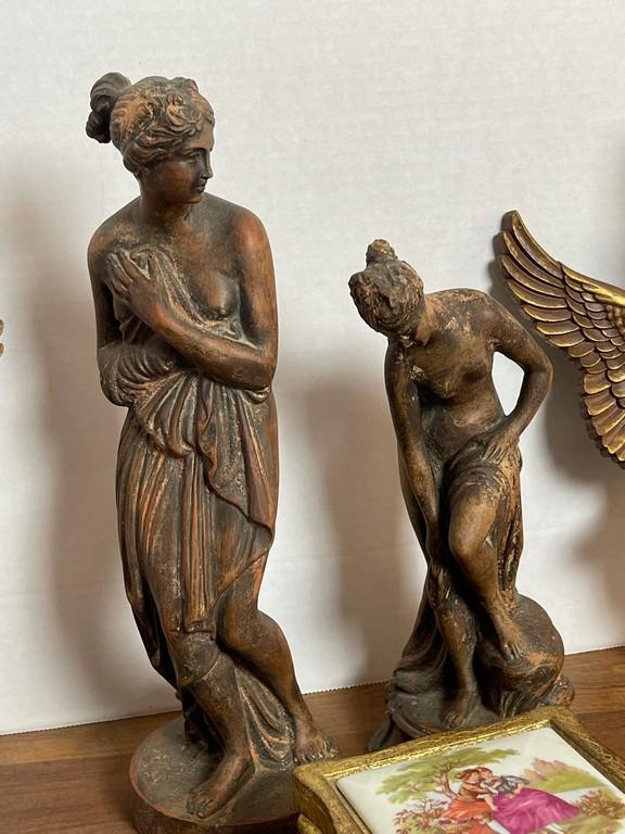 Lot of Decorative Items