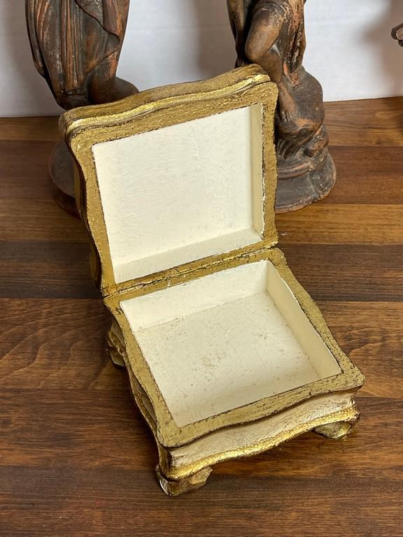 Lot of Decorative Items