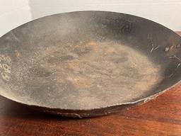 Antique Short Handled Cowboy Frying Pan