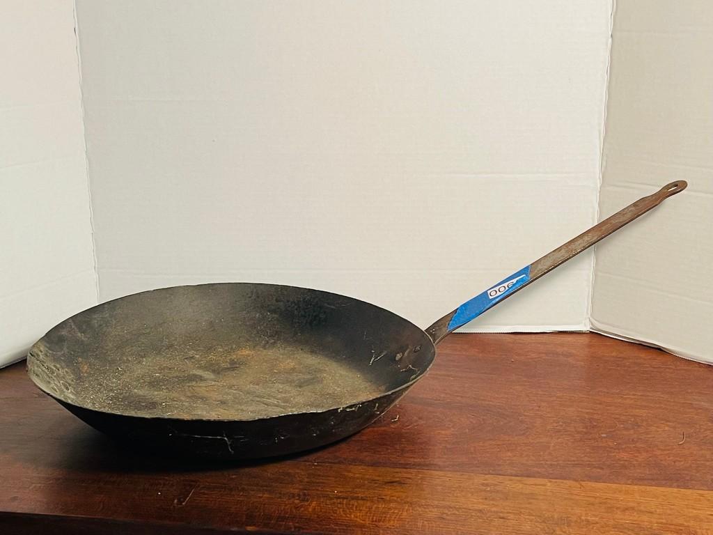 Antique Short Handled Cowboy Frying Pan