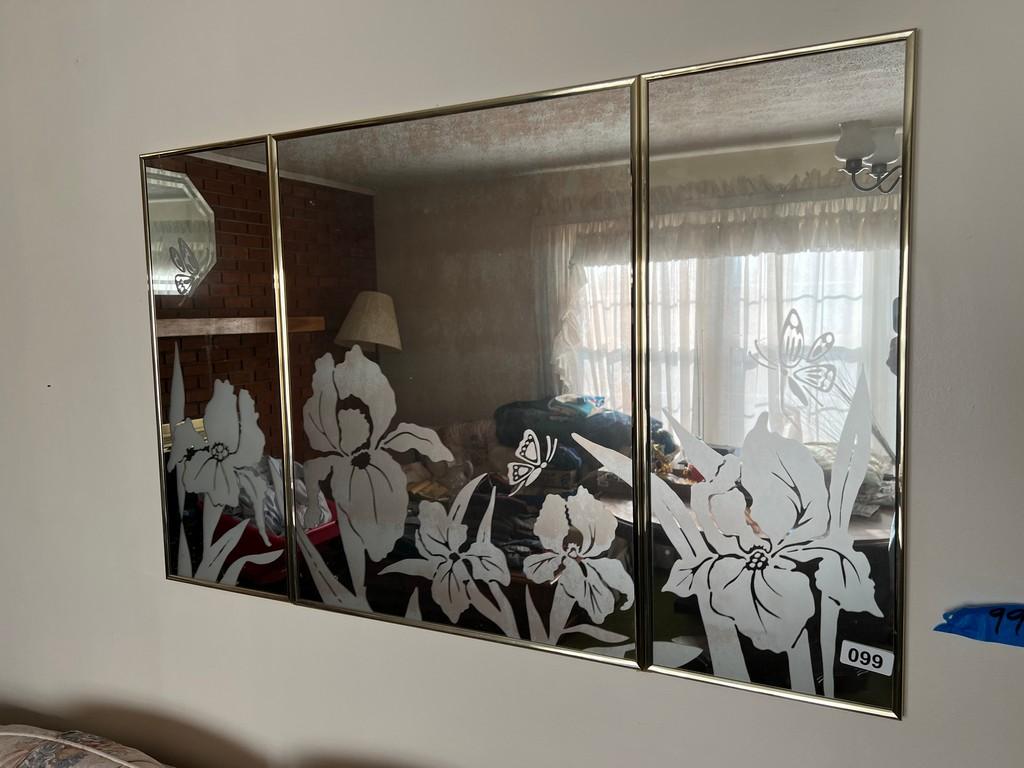 Lot of Wall Art