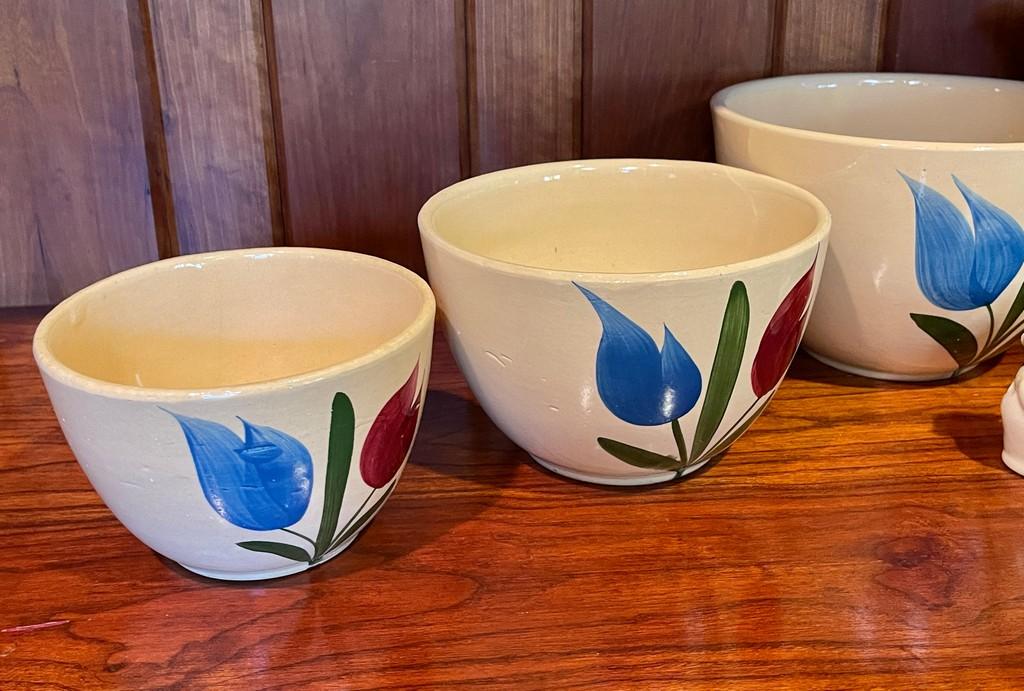 Nice Collection Of Hand Painted Watt Pottery