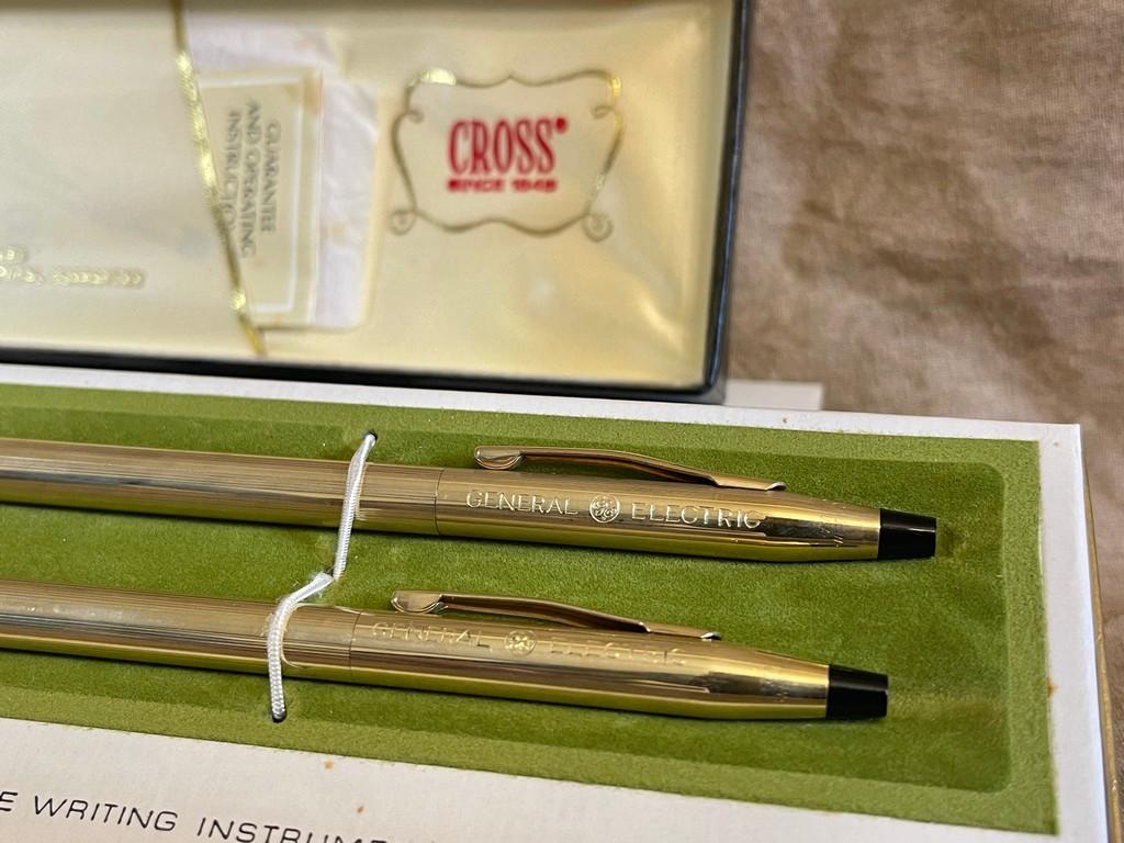 12K Gold Filled Cross Pen/Pencil Set In Box