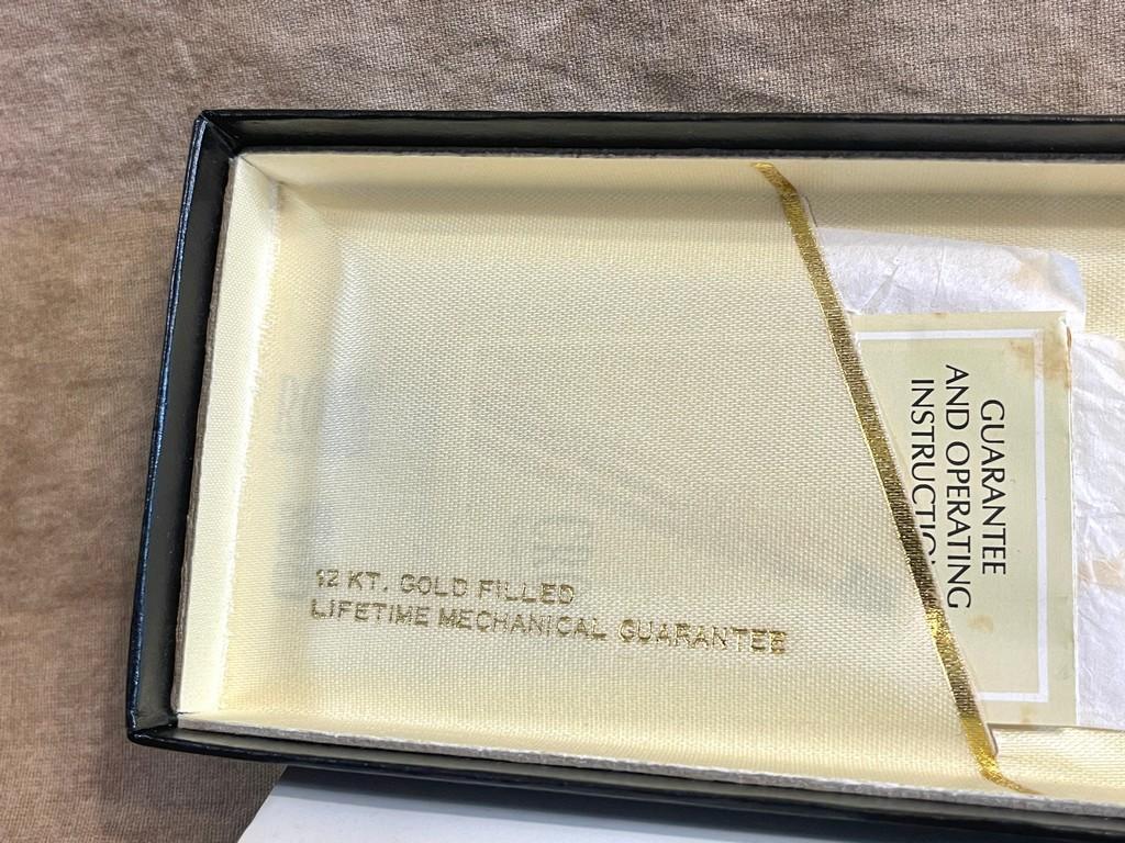 12K Gold Filled Cross Pen/Pencil Set In Box