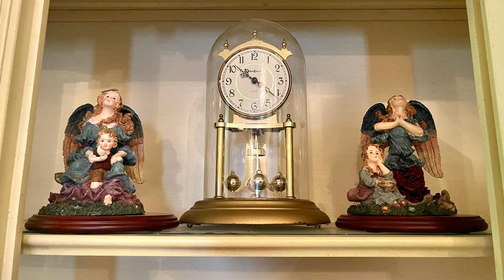 Contents Of China Cabinet