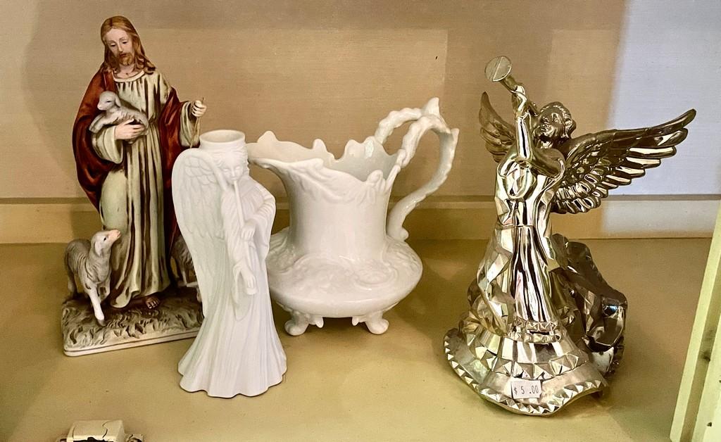 Contents Of China Cabinet