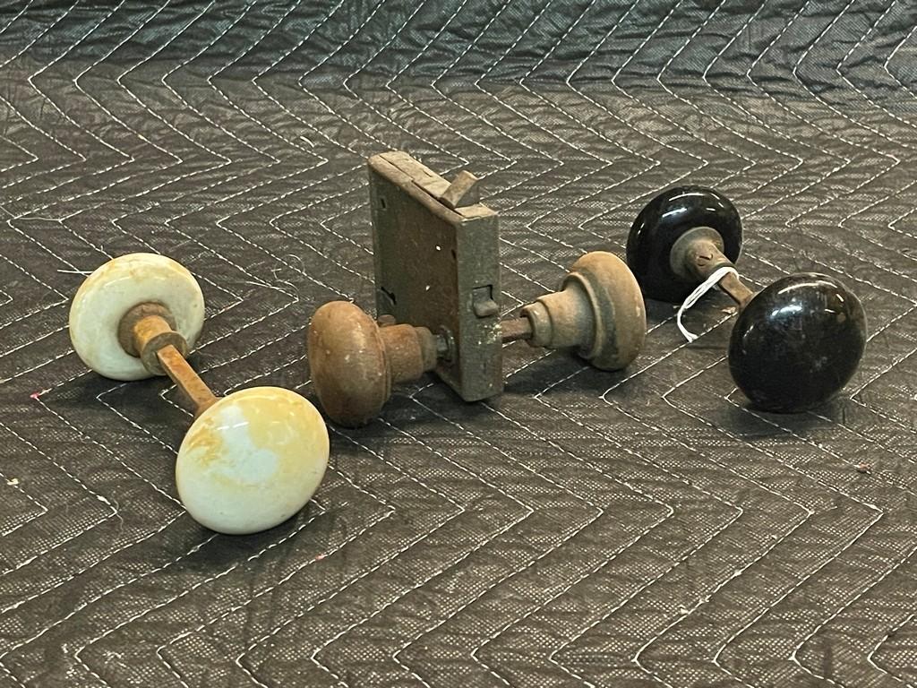 Antique Porcelain and Metal Door Knob Lot