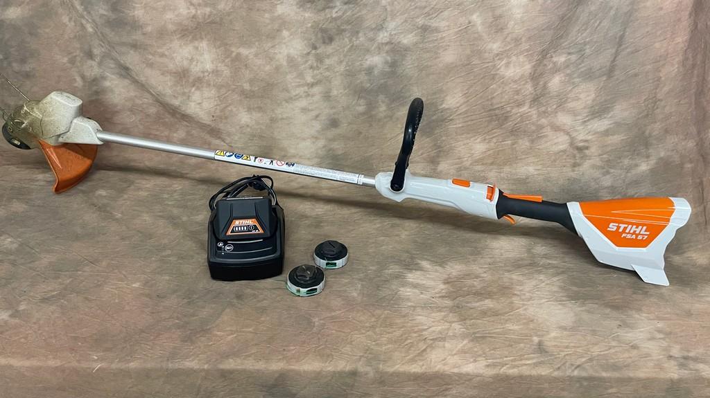 Stihl FSA 57 Battery-Powered Weed eater AL101